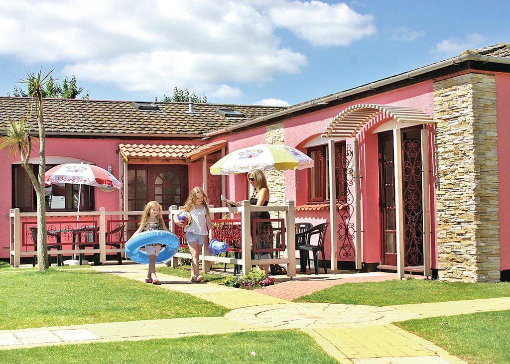 Welcome Family Dawlish Exterior photo